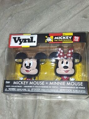 Funko Vynl Mickey Mouse & Minnie Mouse Red, Black, White